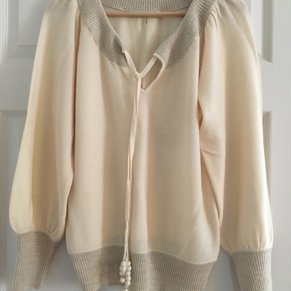 Trina Turk Beautiful Cream & Gold Sweater